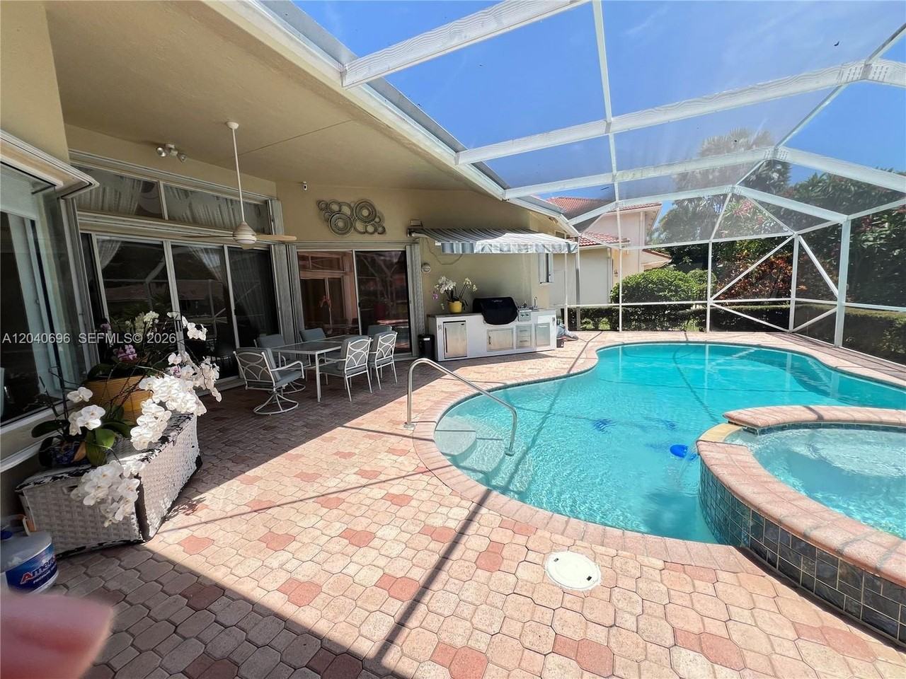 4324 Nw 65th Ter - Photo 3 of 39