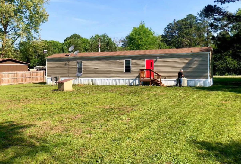 104 Persimmon Dr - Photo 2 of 20