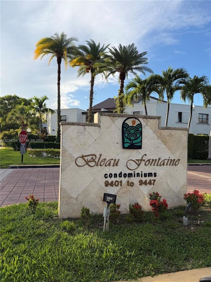 9417 Fontainebleau Blvd #2