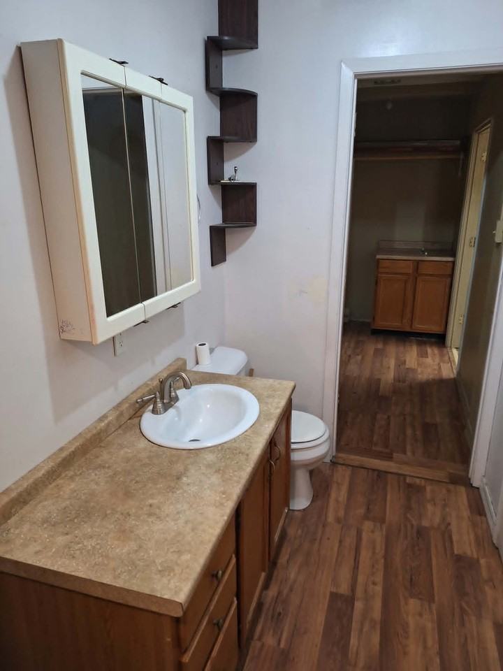 3204 Busch St #3206 - Photo 4 of 9
