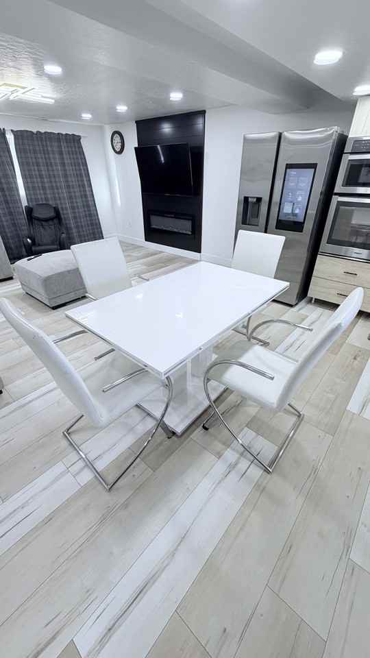 474 Es - Photo 3 of 19