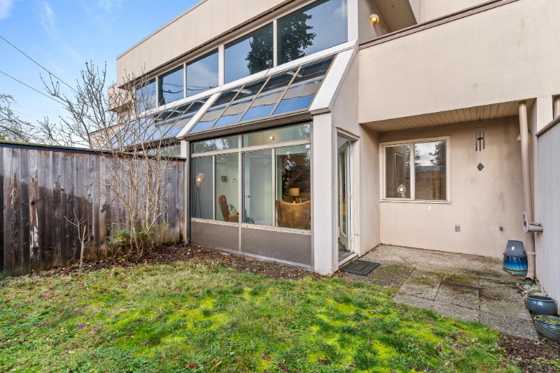 8229 212th St Sw #303 - Photo 2 of 31
