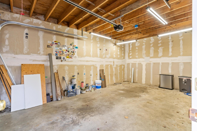 8229 212th St Sw #303 - Photo 5 of 31