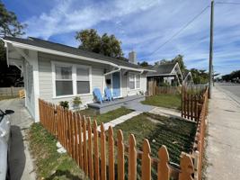 featured image of 410 E Floribraska Ave