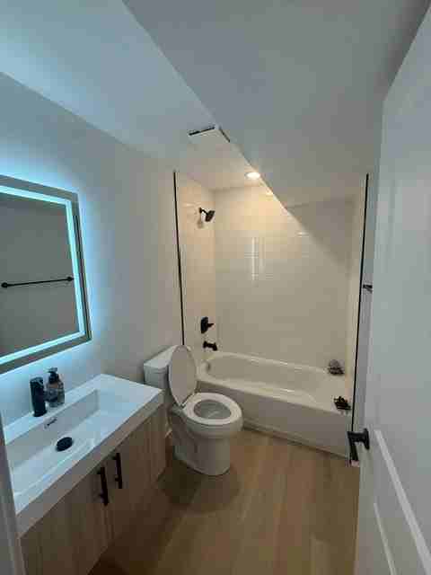 1354 S Dover St - Photo 7 of 17