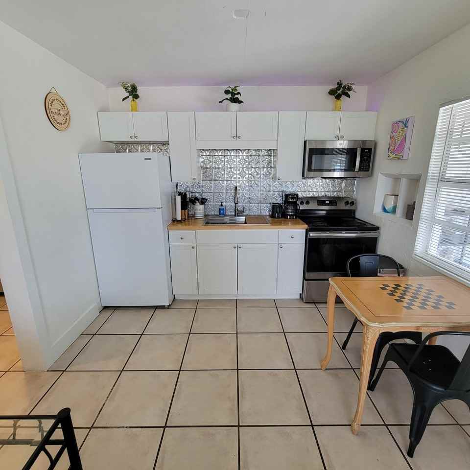 10117 Cortez Rd W #1 - Photo 4 of 12