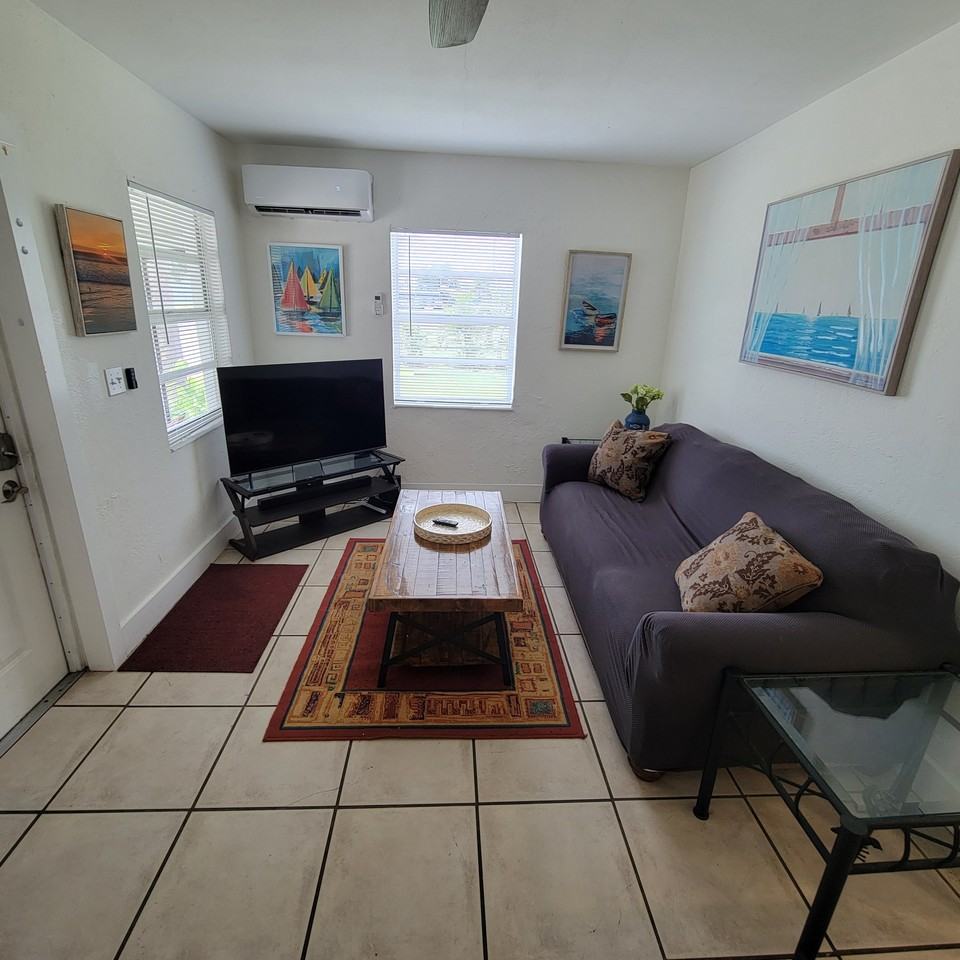 10117 Cortez Rd W #1 - Photo 5 of 12
