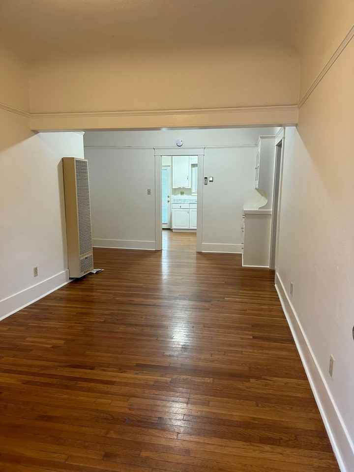 2446 India St - Photo 3 of 26