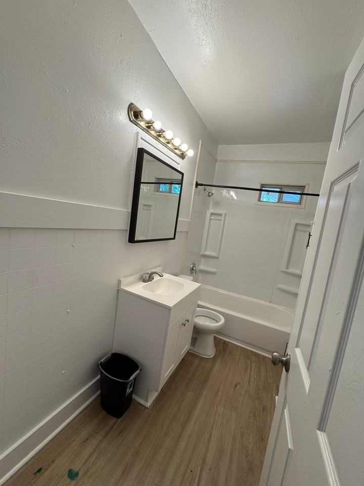 840 Steves Ave #840 - Photo 7 of 11