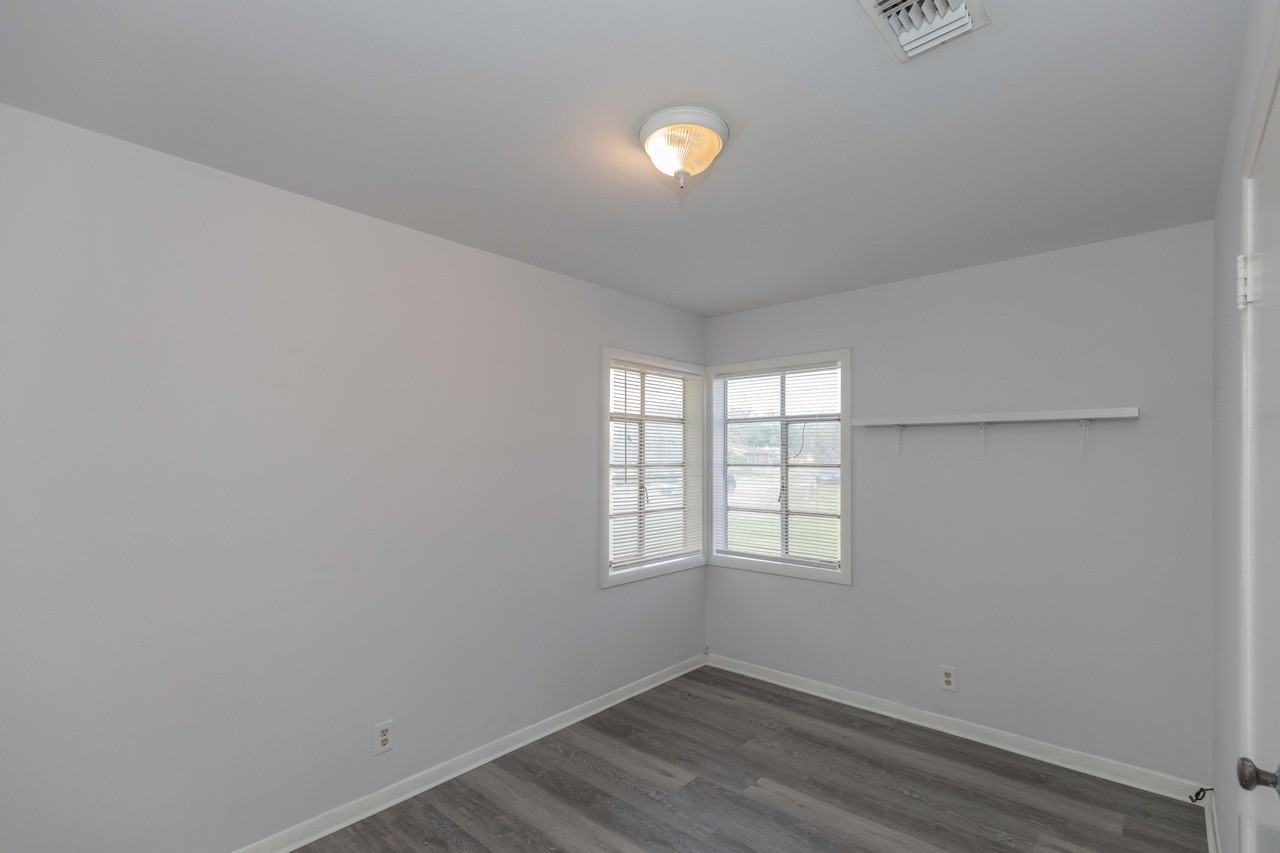 2706 Curtis Dr Unit B #B - Photo 7 of 15