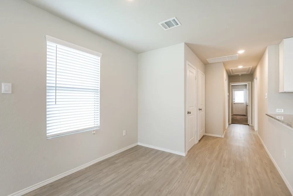 4224 Southton Lk - Photo 3 of 10