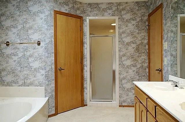 1458 Thistlewood Ln - Photo 3 of 7
