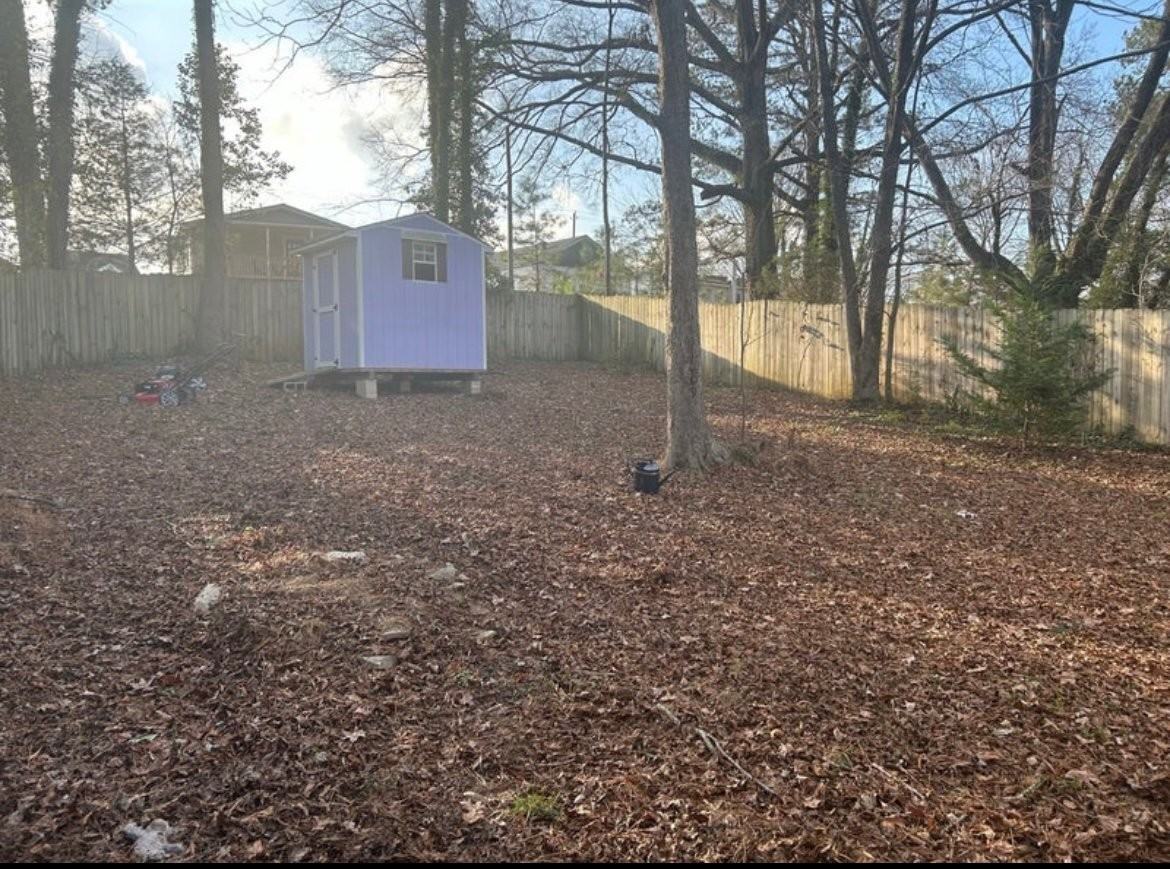 439 E Stallings St - Photo 2 of 9