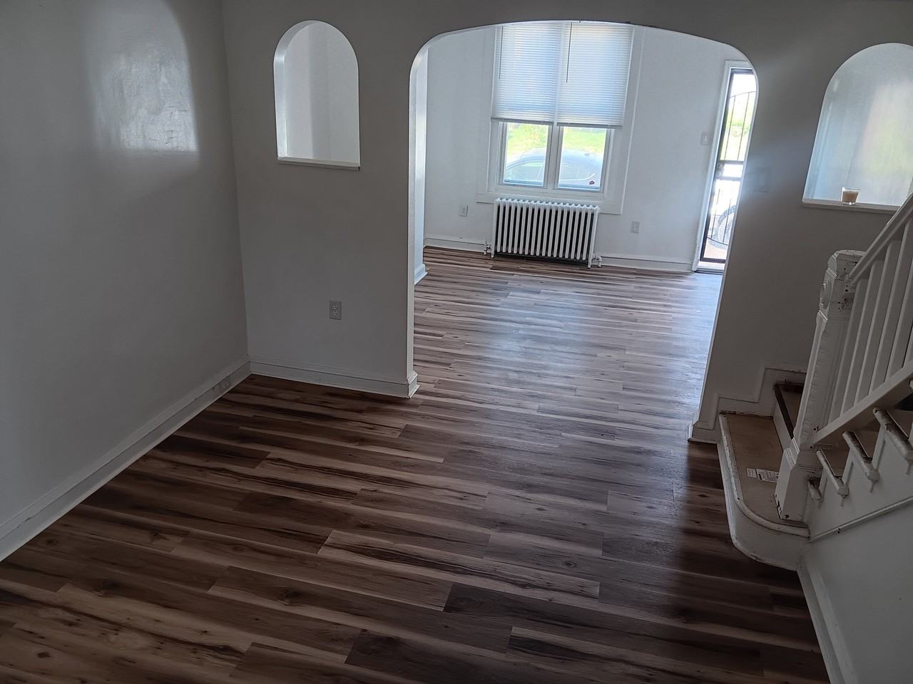 1530 W Oakdale St - Photo 2 of 17