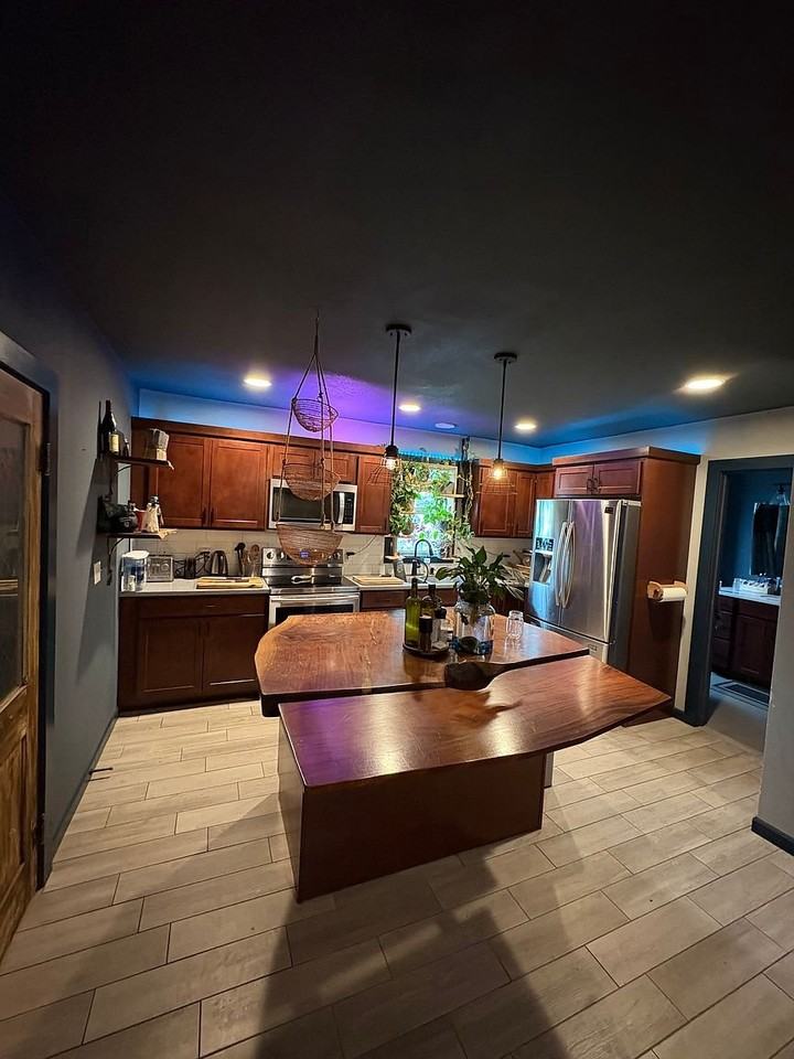 614 W Main St - Photo 5 of 5
