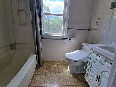 179 Amherstdale Rd - Photo 6 of 10