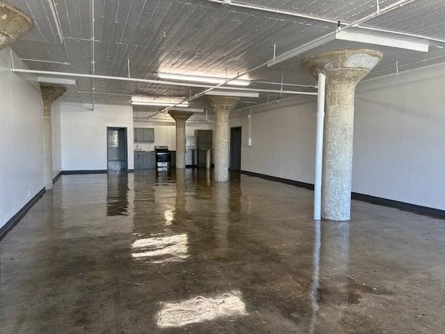 1308 Factory Pl #401 - Photo 4 of 12