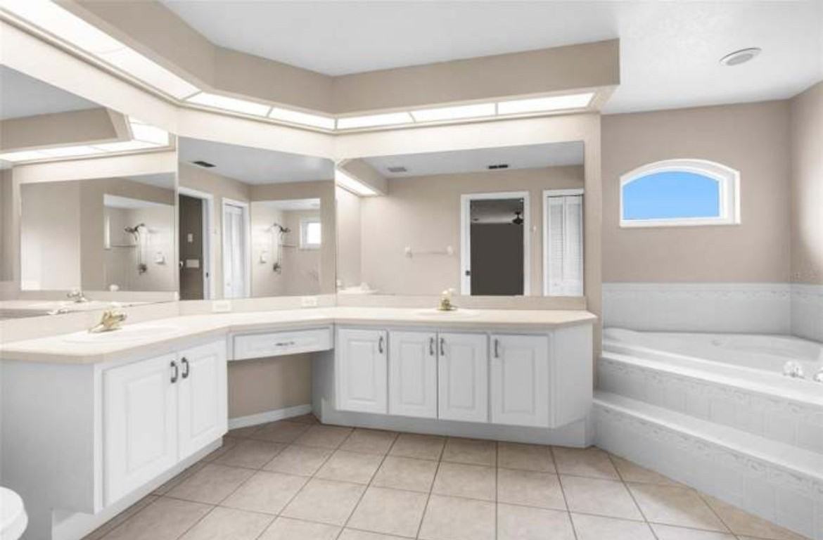 5256 Frost Rd - Photo 2 of 21