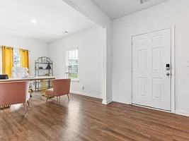 featured image of 3335 Bridgewood Dr