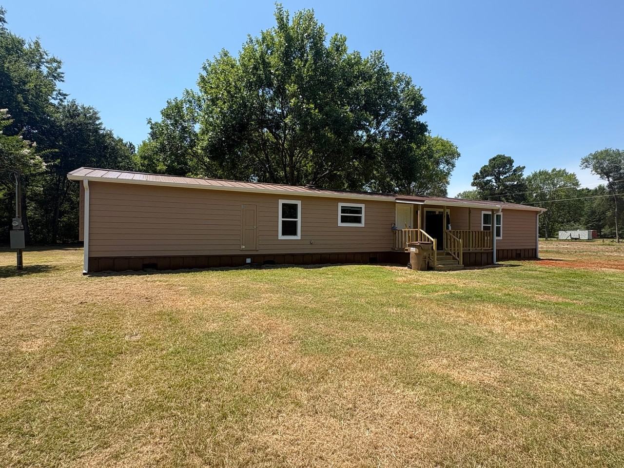 109 Bonners Ferry Rd - Photo 3 of 17