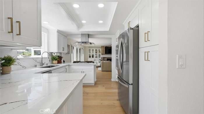 25006 Bani Ave - Photo 3 of 16
