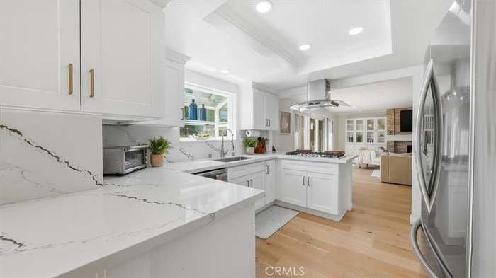25006 Bani Ave - Photo 6 of 16