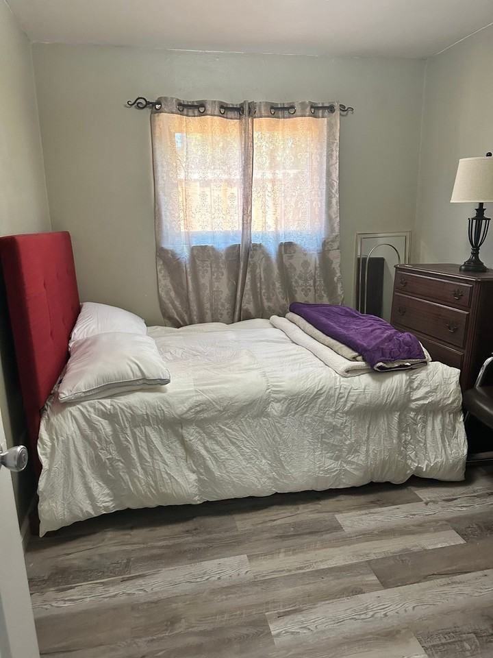 296 Calais Dr - Photo 4 of 7
