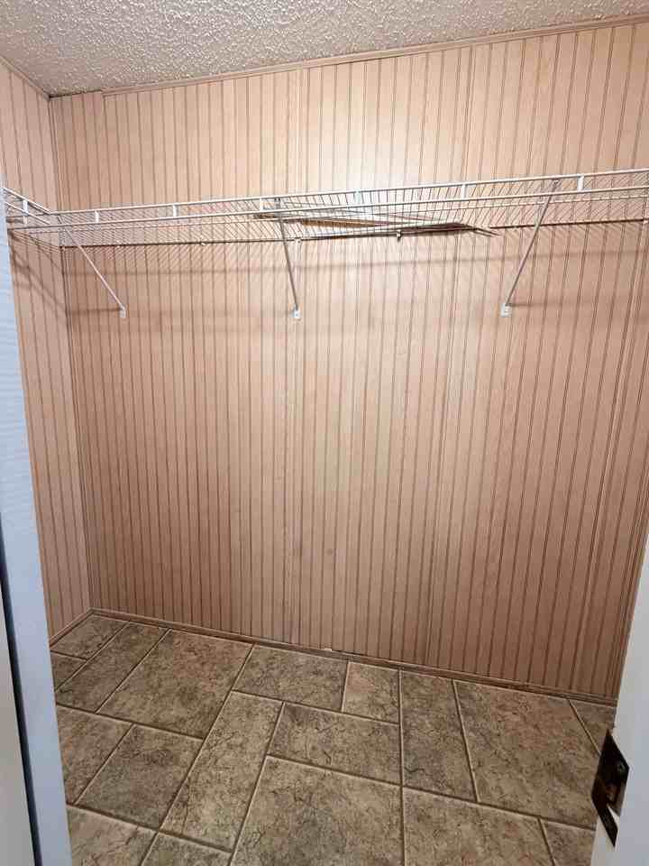 45142 Sterling St - Photo 6 of 14