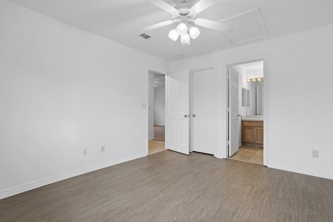 9100 Gray Ave - Photo 2 of 20
