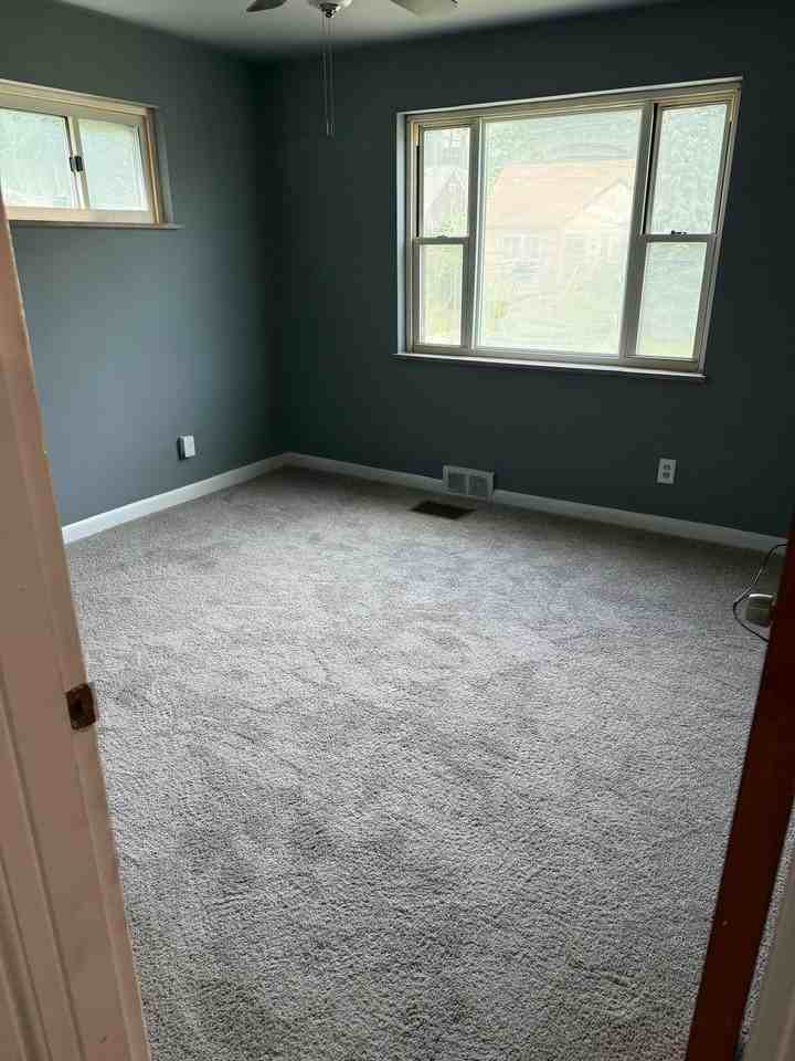1710 Ashbrook Dr - Photo 3 of 11