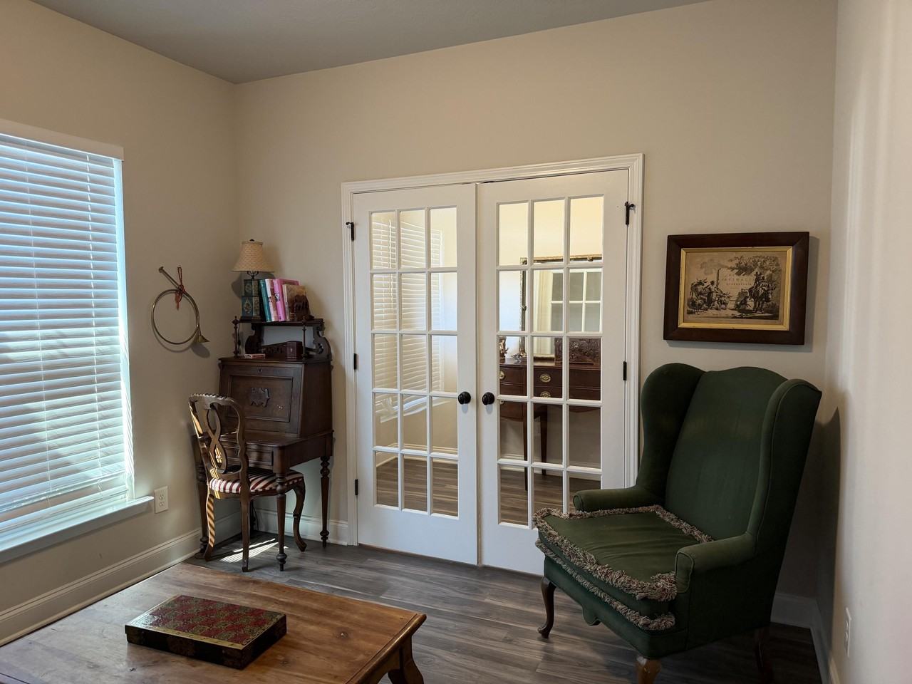 352 Fox Haven Dr - Photo 5 of 43