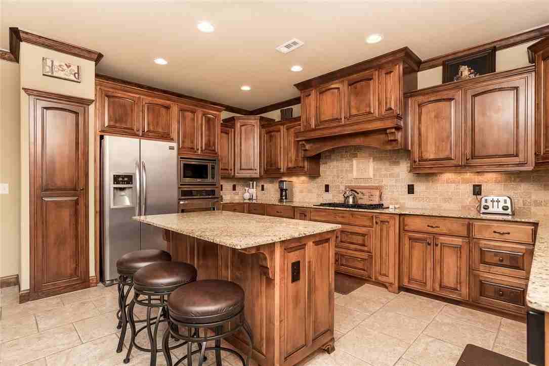 5602 W Murfield Dr - Photo 4 of 16