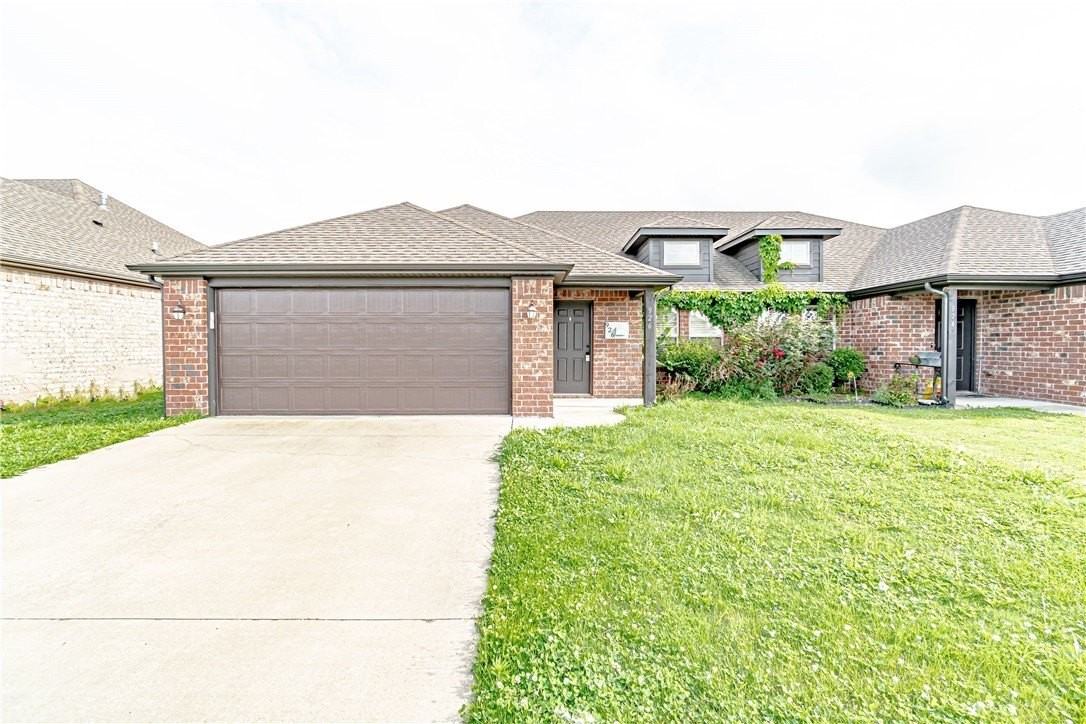 926 Kensington Dr