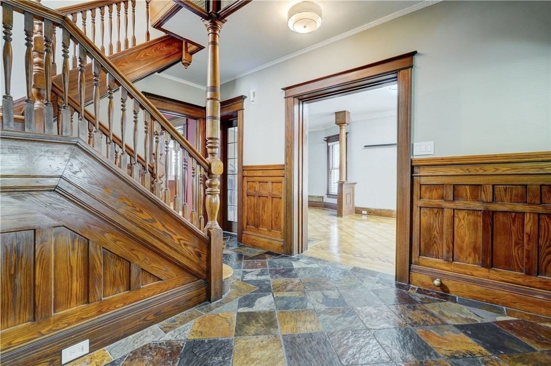31 Birch Cres - Photo 6 of 44