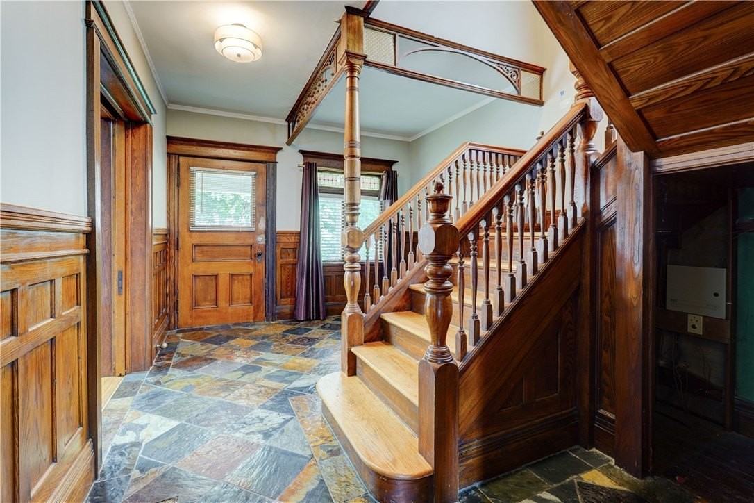 31 Birch Cres - Photo 7 of 44