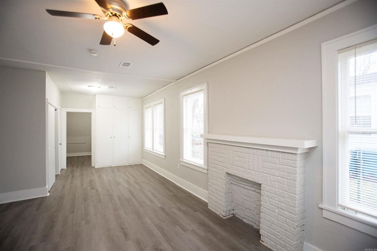 5219 W 29th St - Photo 7 of 23