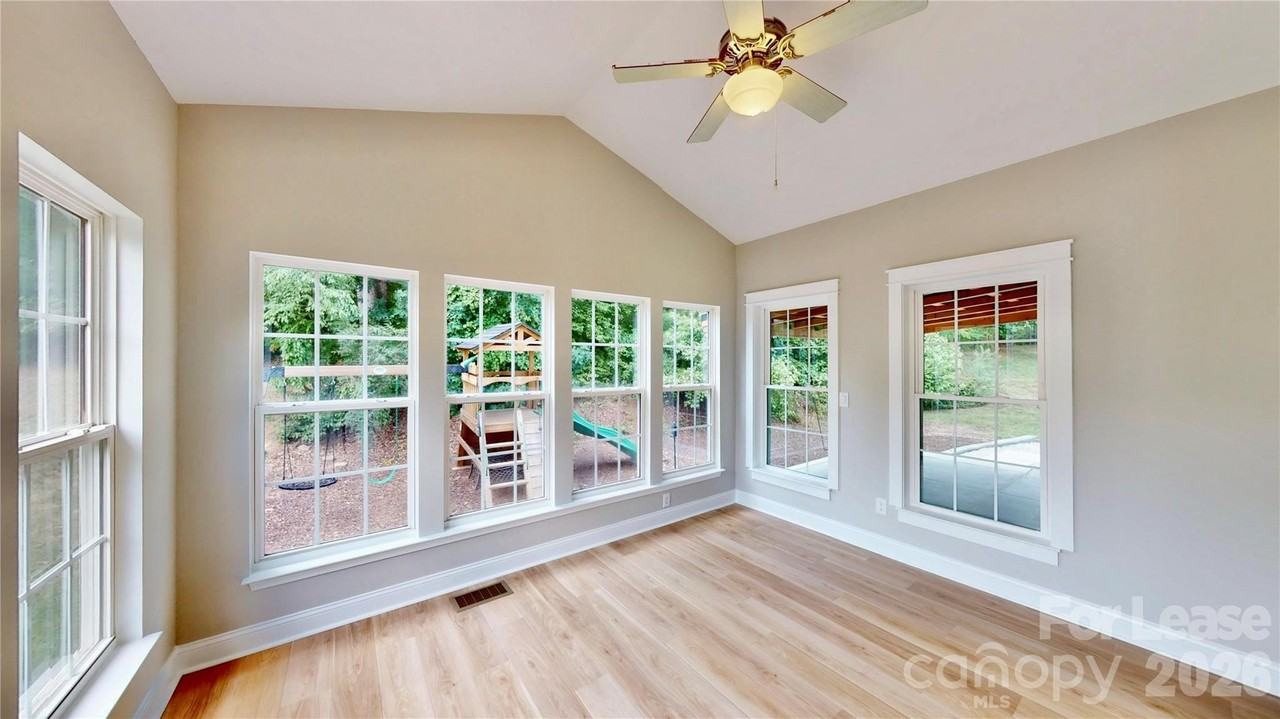 107 Stonemason Ct - Photo 6 of 39