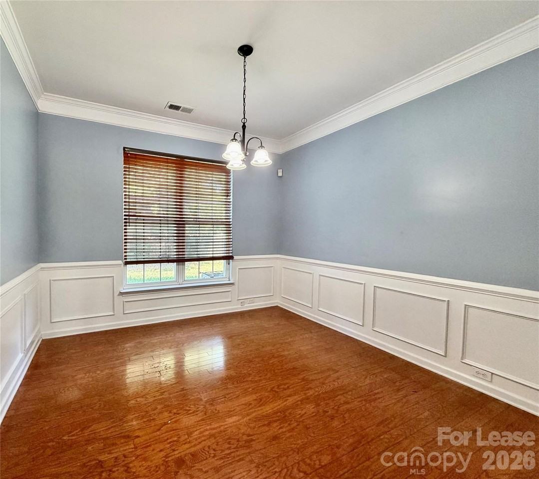 8815 Firestreak Dr - Photo 5 of 26