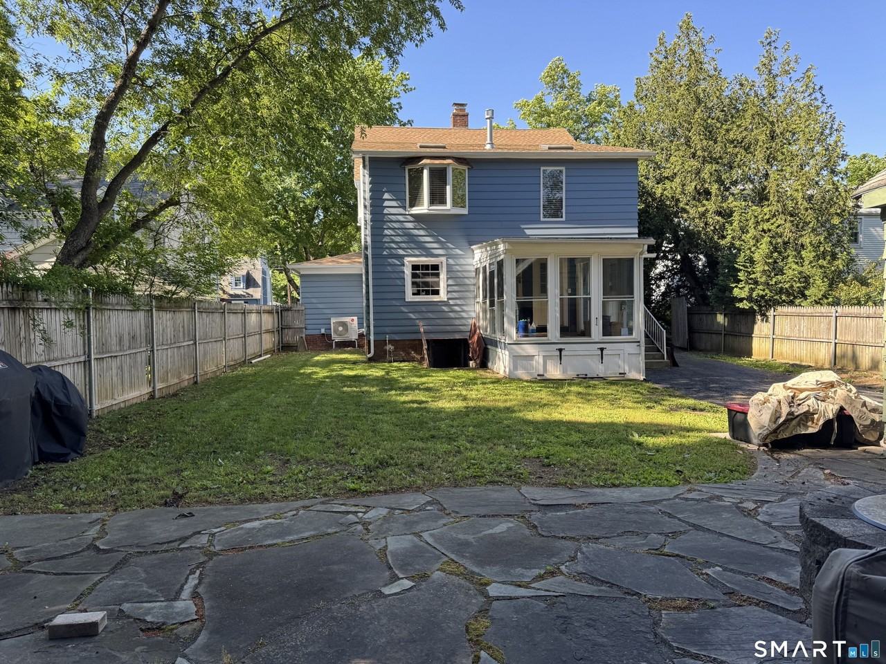 112 Wayland St - Photo 5 of 40
