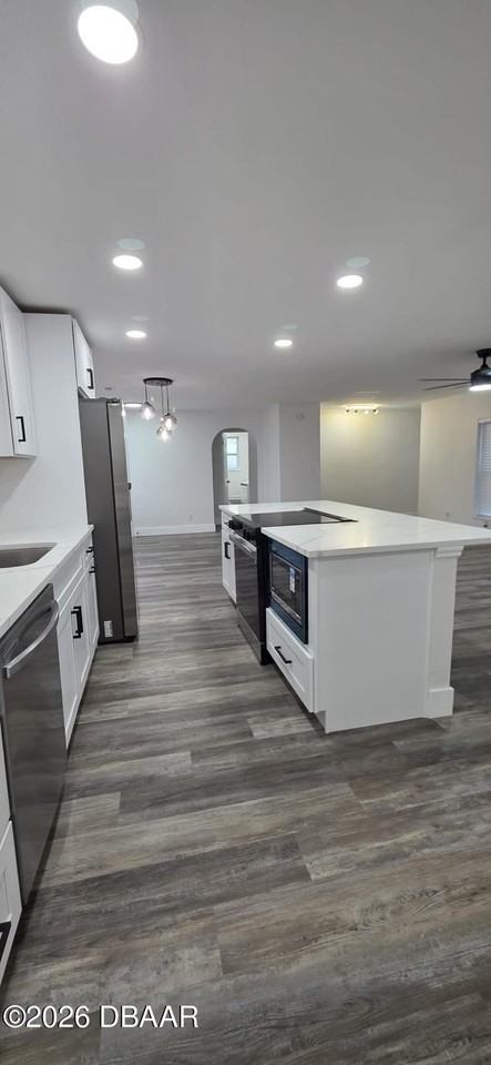 243 S Hull Ave - Photo 7 of 28