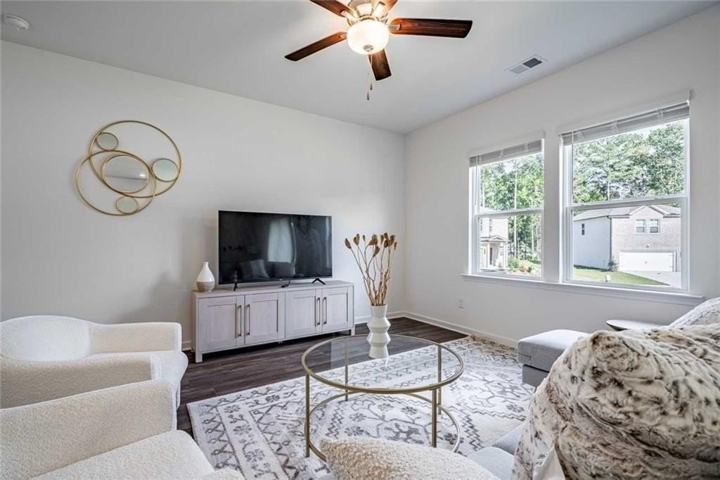8317 Hunters Grove Rd - Photo 2 of 39