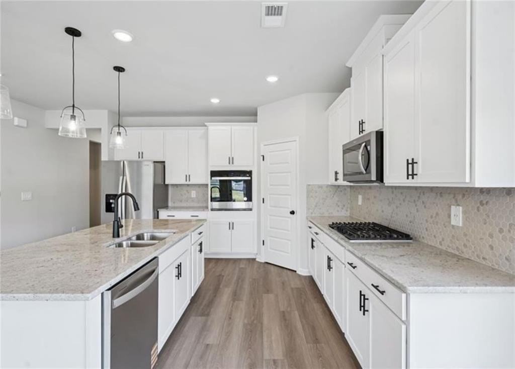2888 Sweet Red Circle - Photo 6 of 16