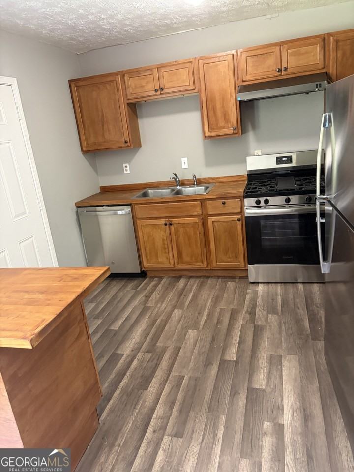 531 Carithers Rd - Photo 5 of 14