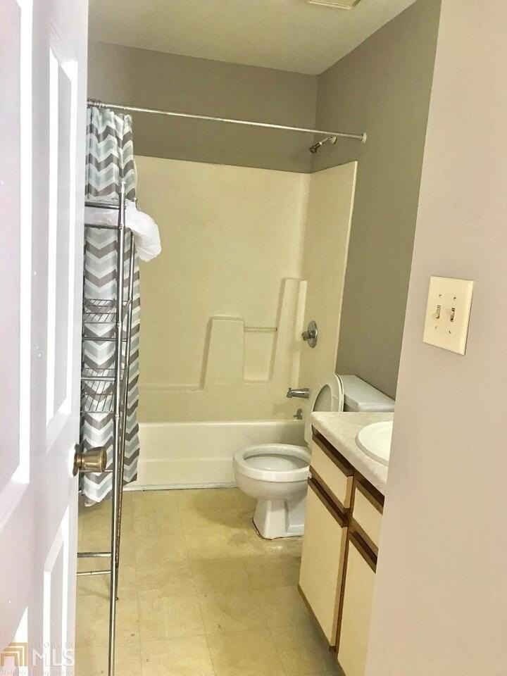 Eagle Ct - Photo 5 of 9