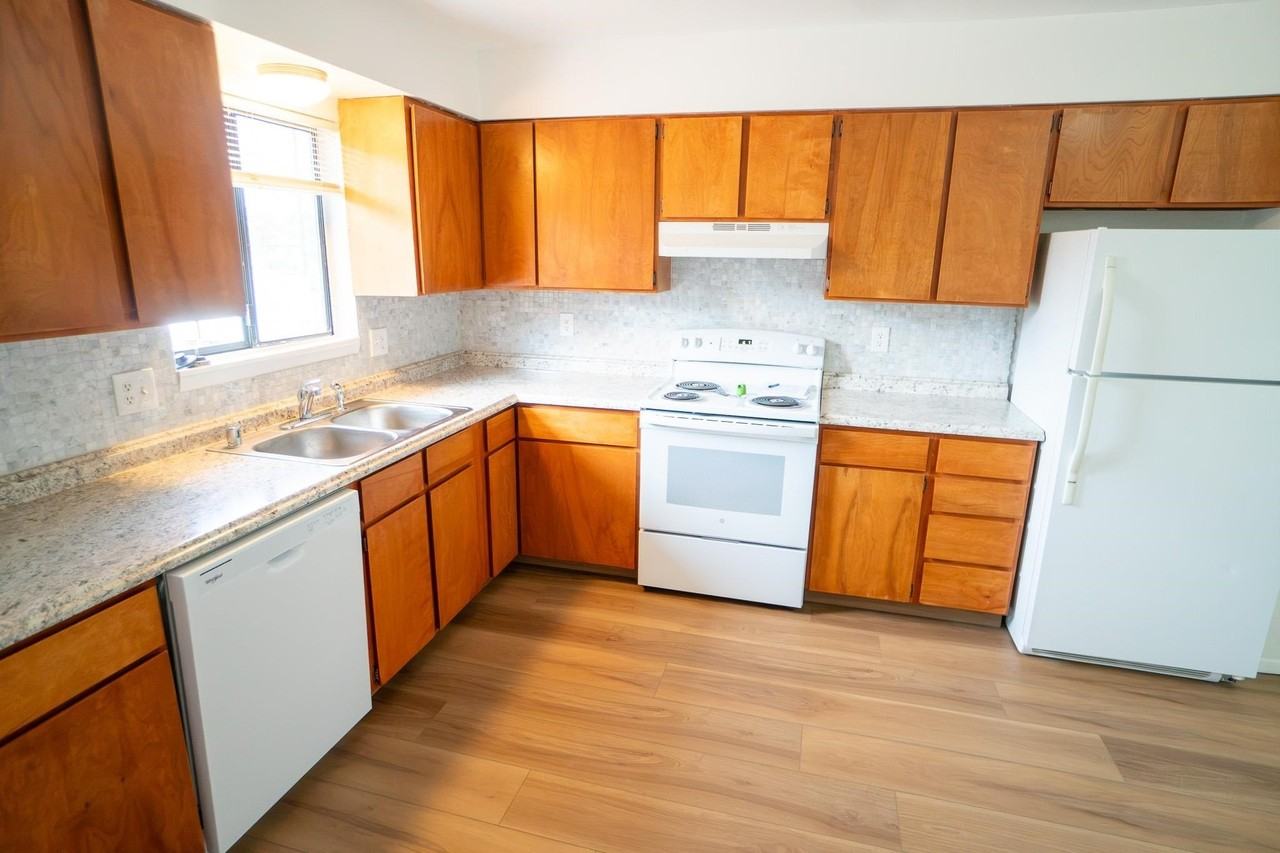 136 S Ash St #2 - Photo 2 of 10
