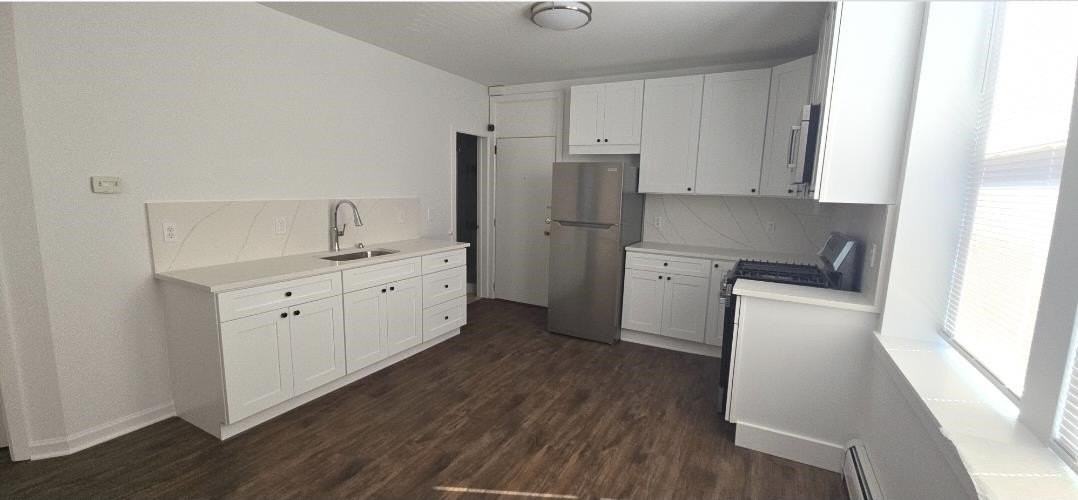 18 E 17th St #1R - Photo 6 of 19