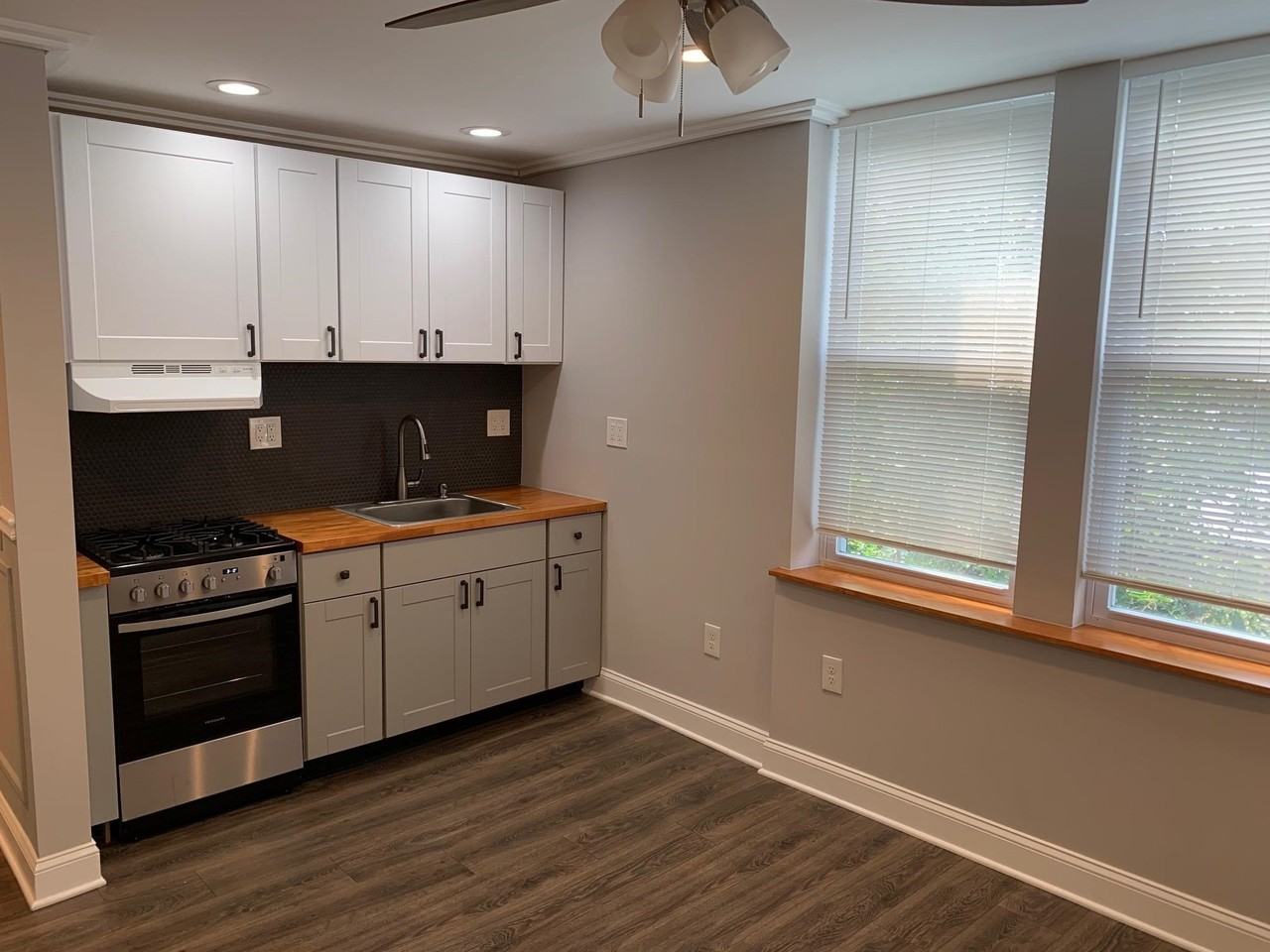 6109 Monroe Pl #D4 - Photo 2 of 9