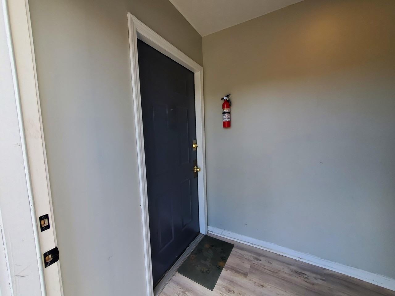 1100 Horsemans Ln #26 - Photo 2 of 21