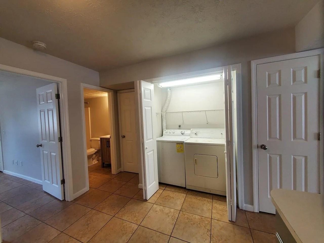 1100 Horsemans Ln #44 - Photo 6 of 18