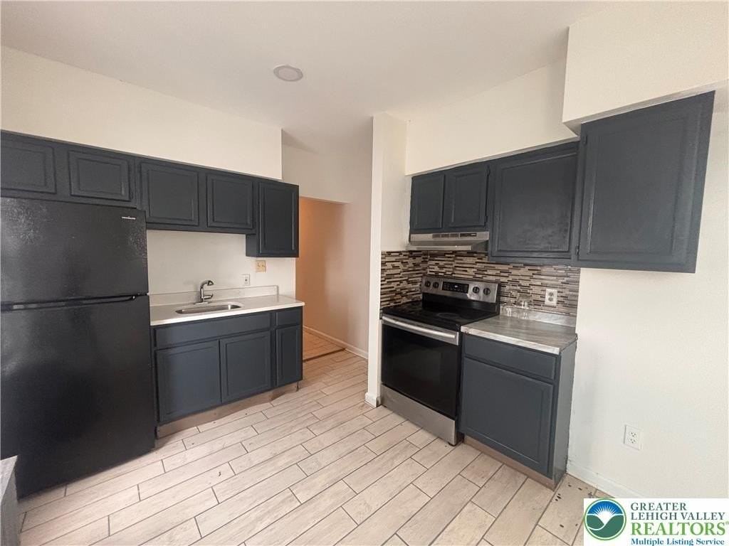 718 1/2 N 10th St #2 - Photo 3 of 10